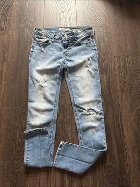 Hollister Light low rise Wash Ripped Skinny Jeans